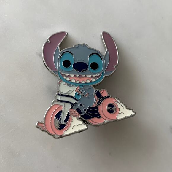 Lilo and Stitch Loungefly Tricycle Disney Trading Pin - Picture 1 of 2